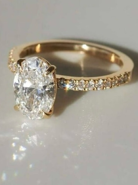 Neiman Marcus Jewelry - 2ct 18k Oval Ring